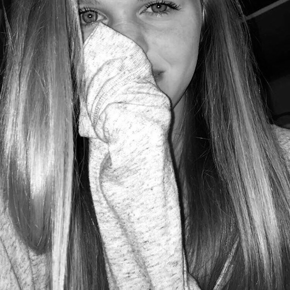 Meet your Posher, Michaela - Picture 7 of 8